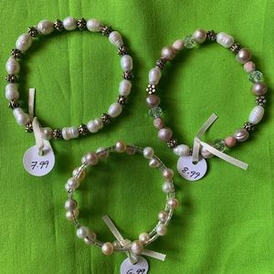 Handmade Cultured Pearl Bracelets w/beads (3pcs) 2 elastic 1 flex wire.💚💚💚